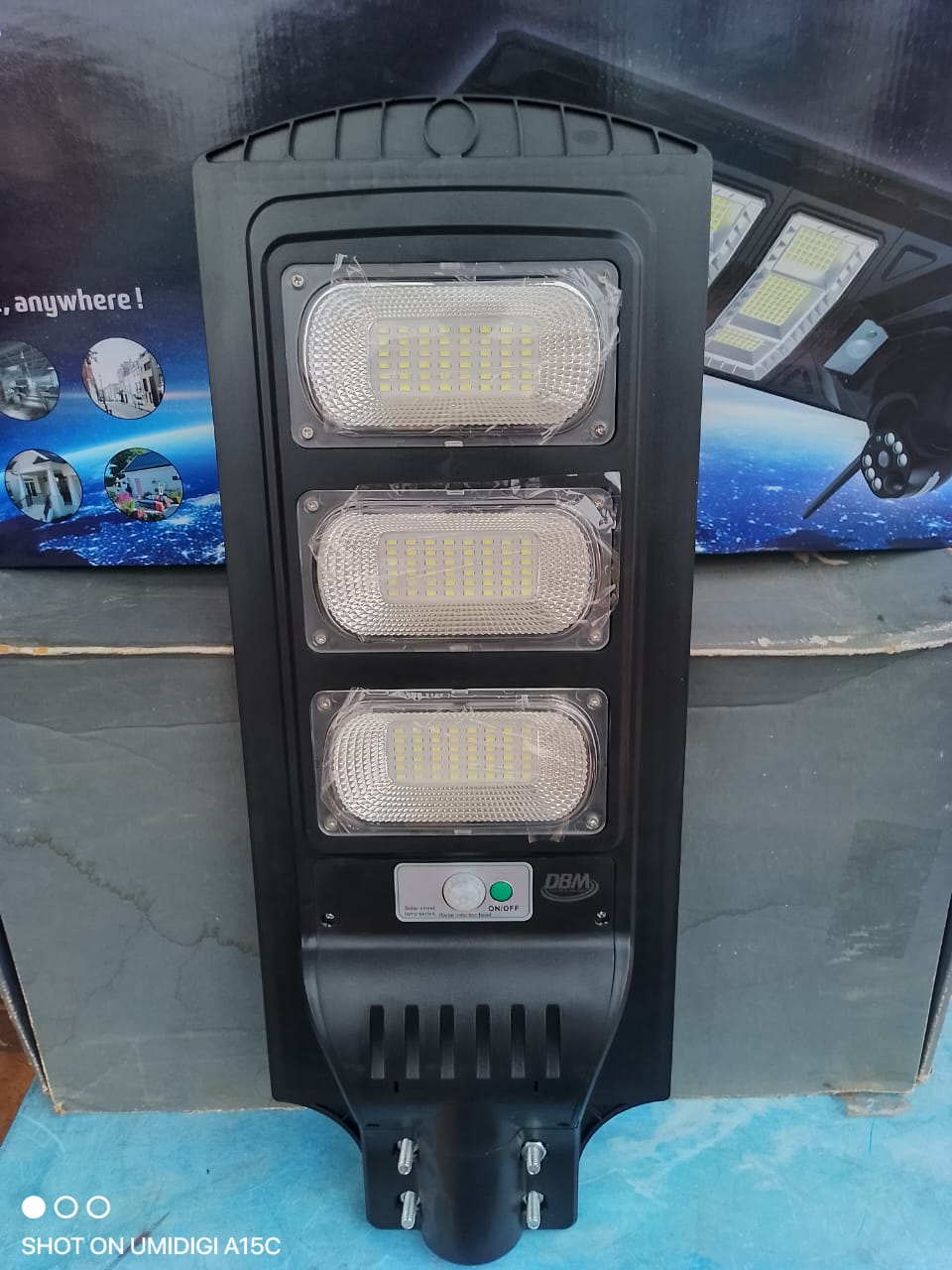 DBM All in one solar street light 165w
